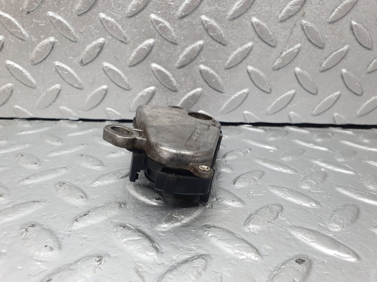 43834 Mercedes-Benz C126 380SEC Coupe Reverse Light Switch 0005454906