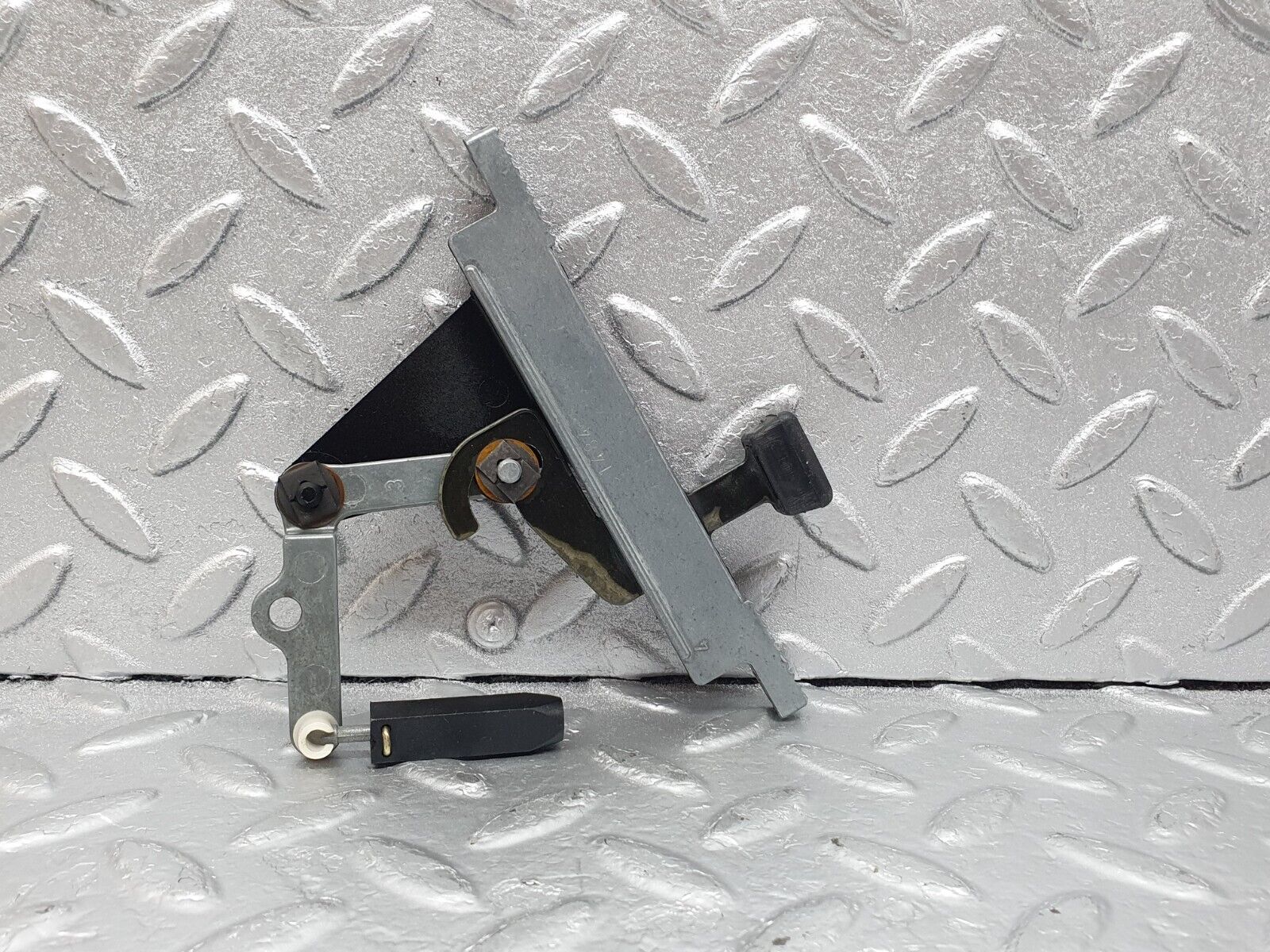 43960 Mercedes-Benz C123 230CE Coupe Heater Control Switch 1238300085