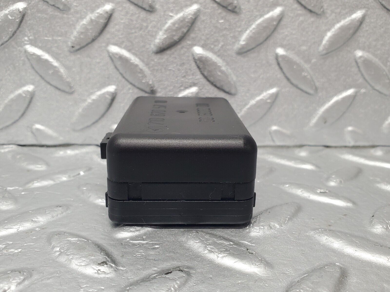 46788 Mercedes-Benz R129 320SL Coupe Rain Sensor 2108205710