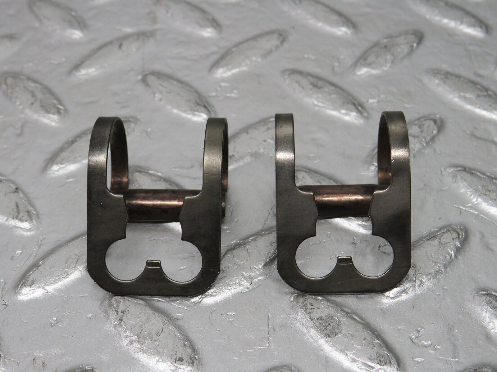 33006 Mercedes-Benz C107 R107 350 V8 Valve Rocker Arm With Spring & Tappet