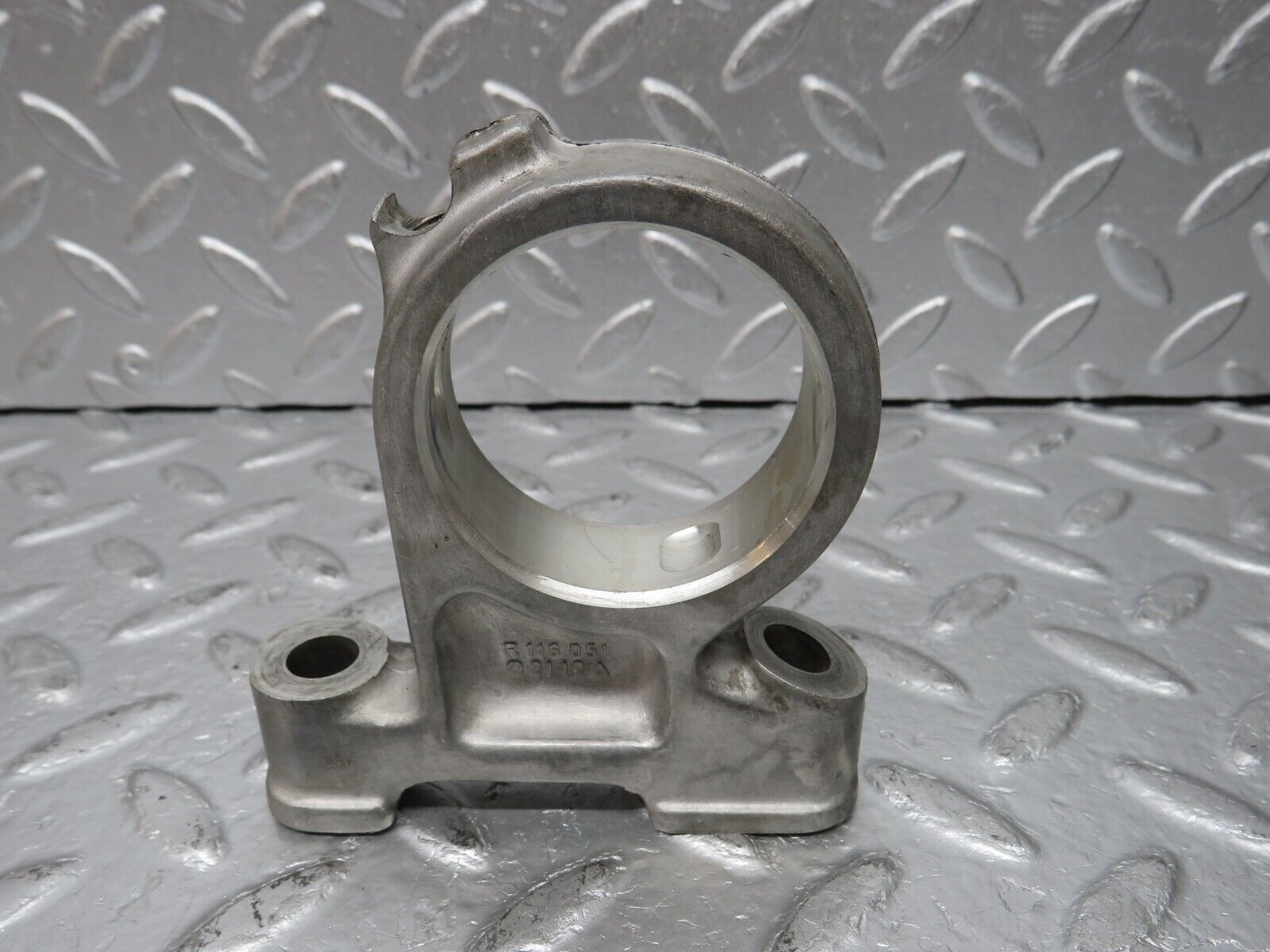 32797 Mercedes-Benz C107 R107 350 V8 Camshaft Tower Bearing 1160512112