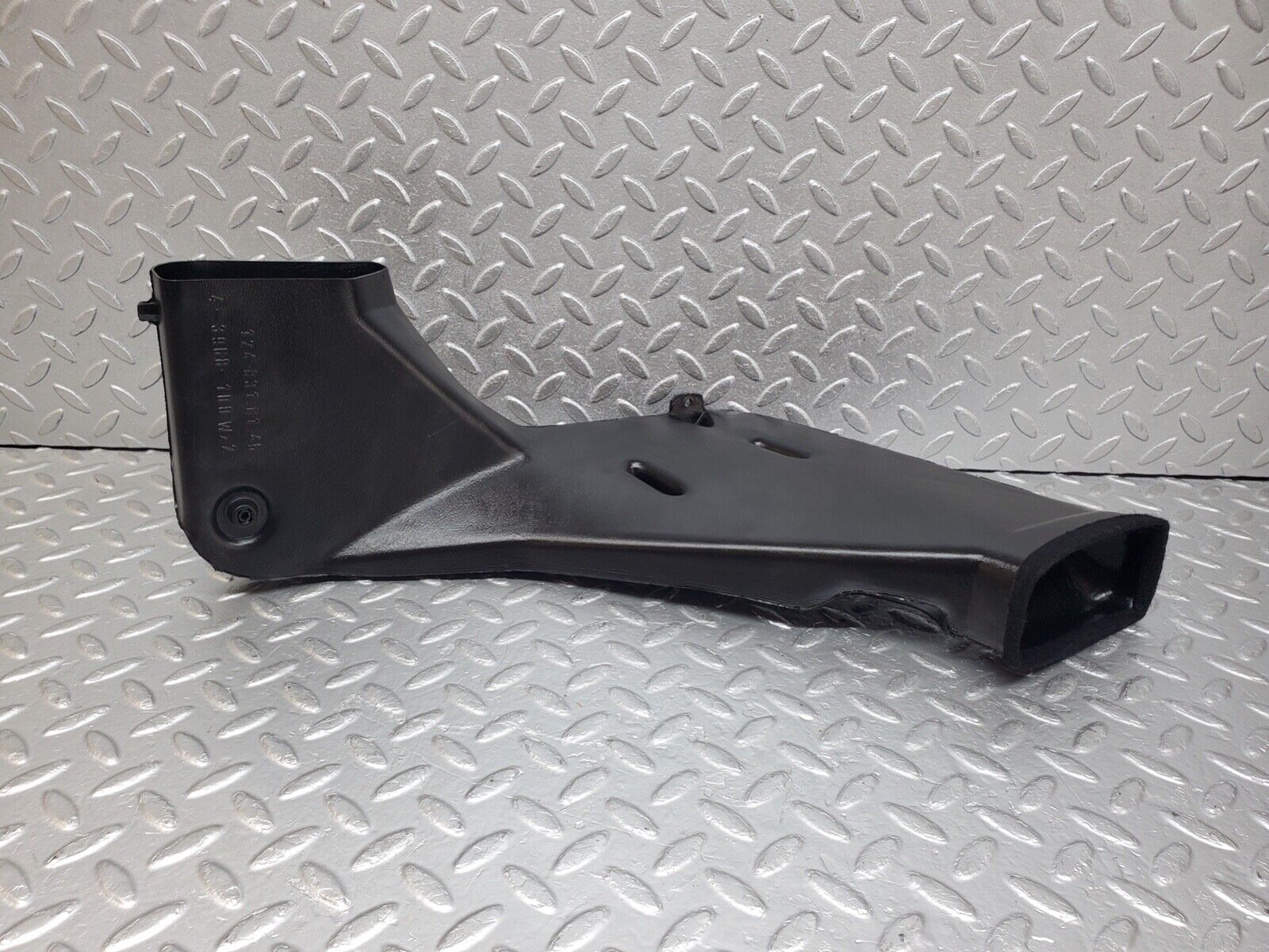 44611 Mercedes-Benz W124 220E Heater Air Duct Vent Left Side 1248310146