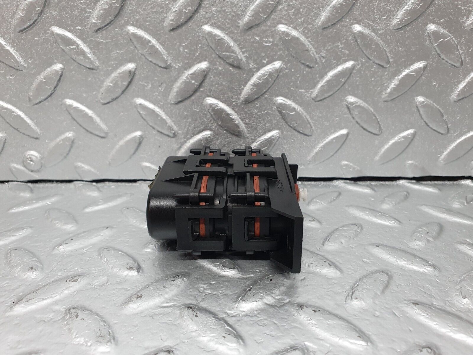 42257 Mercedes-Benz R129 320SL Coupe Heater Box Vacuum Actuator