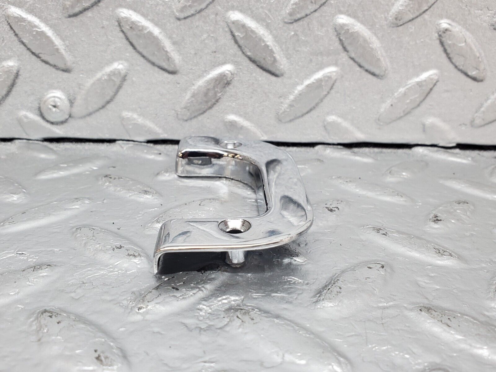 44386 Mercedes-Benz W123 280E Interior Chrome Door Latch Trim Left 1237230124