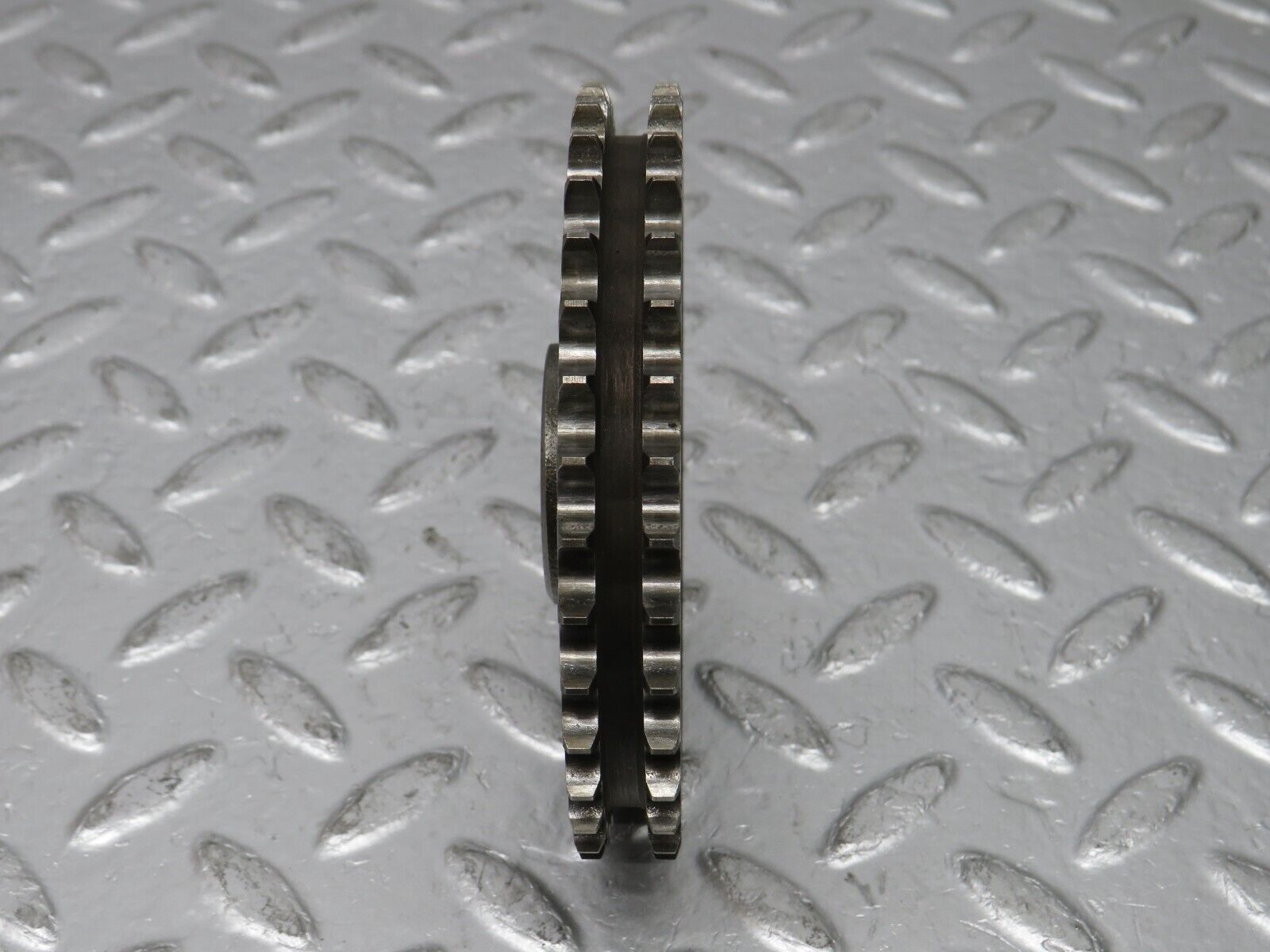 32783 Mercedes-Benz C107 R107 350 V8 Camshaft Timing Gear 1160520609