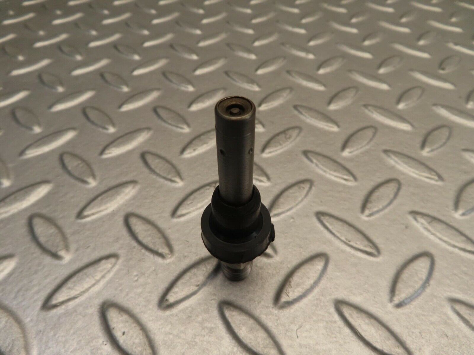 11731 Mercedes-Benz R107 450SL Fuel Injector Bosch