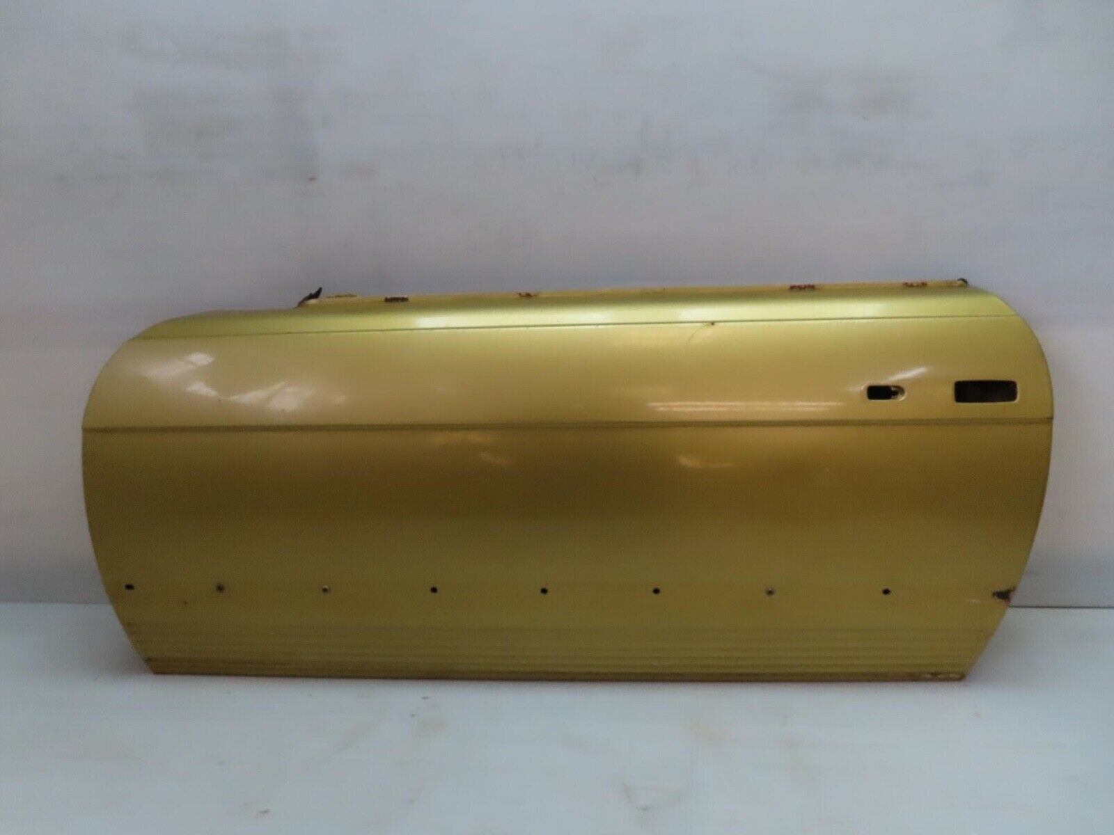 11829 Mercedes-Benz R107 450SL Front Left Door