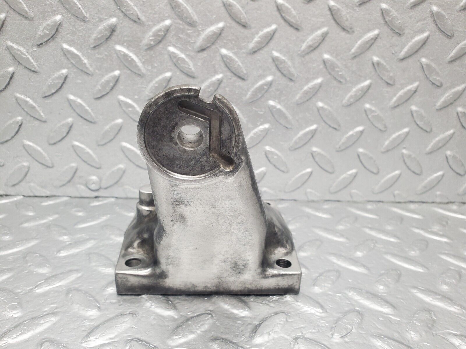 46168 Mercedes-Benz W124 280E Engine Mount Bracket Left Side 6032236004