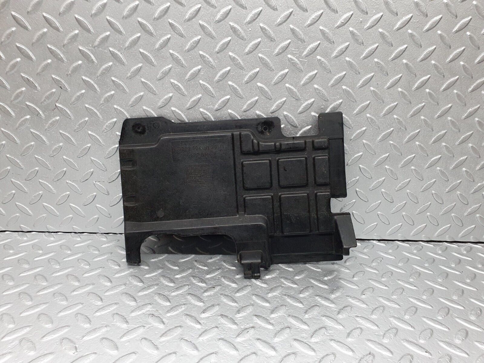 41781 Mercedes-Benz W202 C200 Right Engine Bay Cover Panel 2025241030