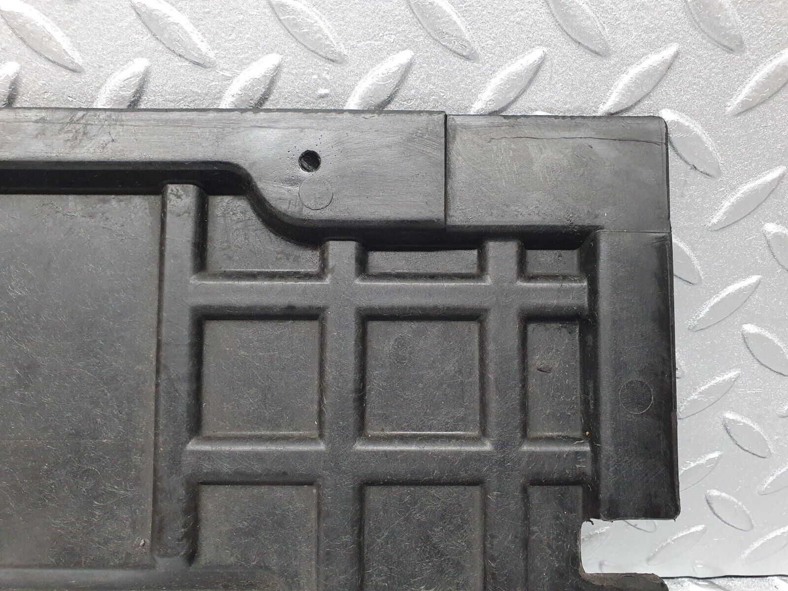 41782 Mercedes-Benz W202 C200 Left Engine Bay Cover Panel 2025241230