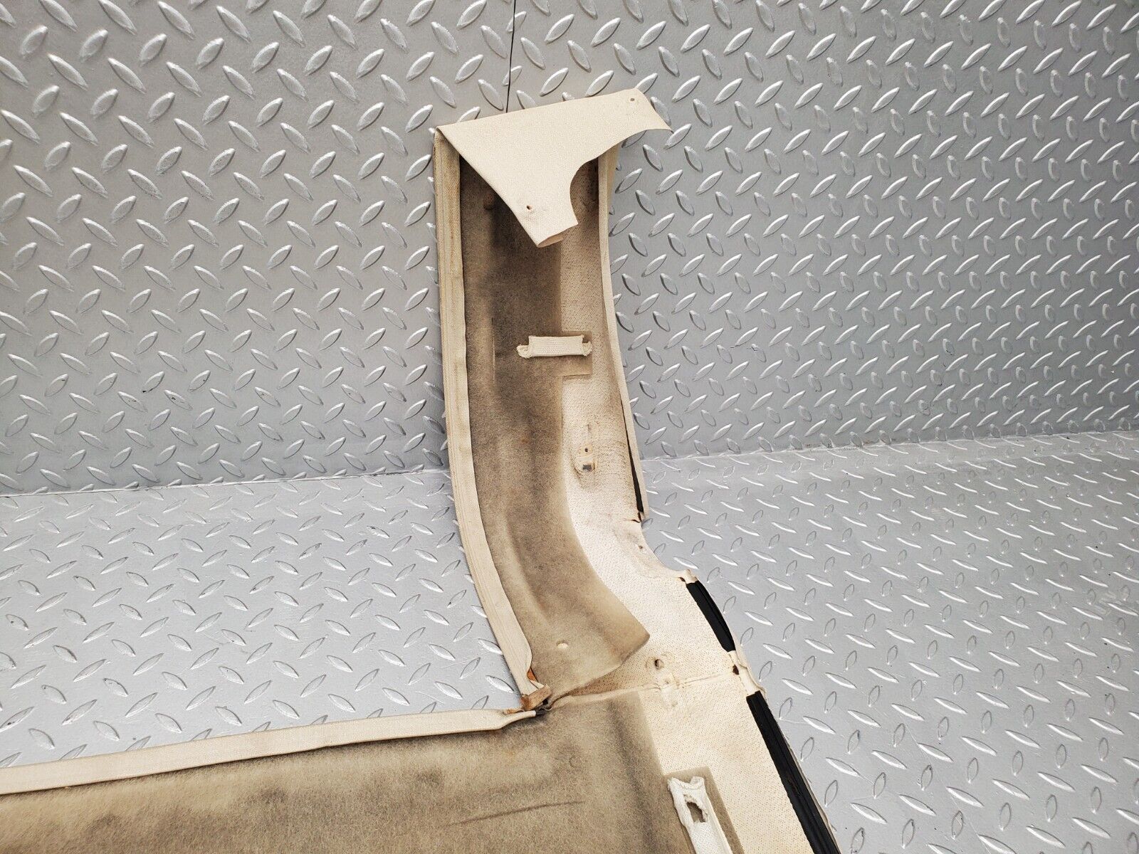 46101 Mercedes-Benz W126 420SE Roof Headlining Beige