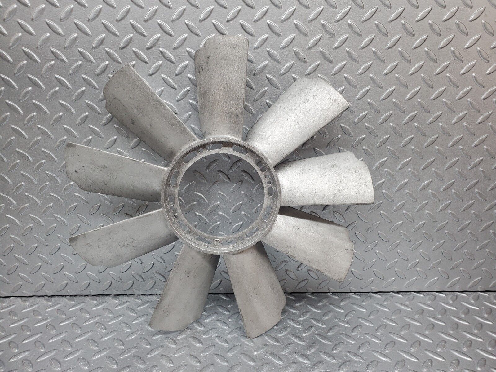45898 Mercedes-Benz W126 420SE Engine Cooling Fan 1162051906