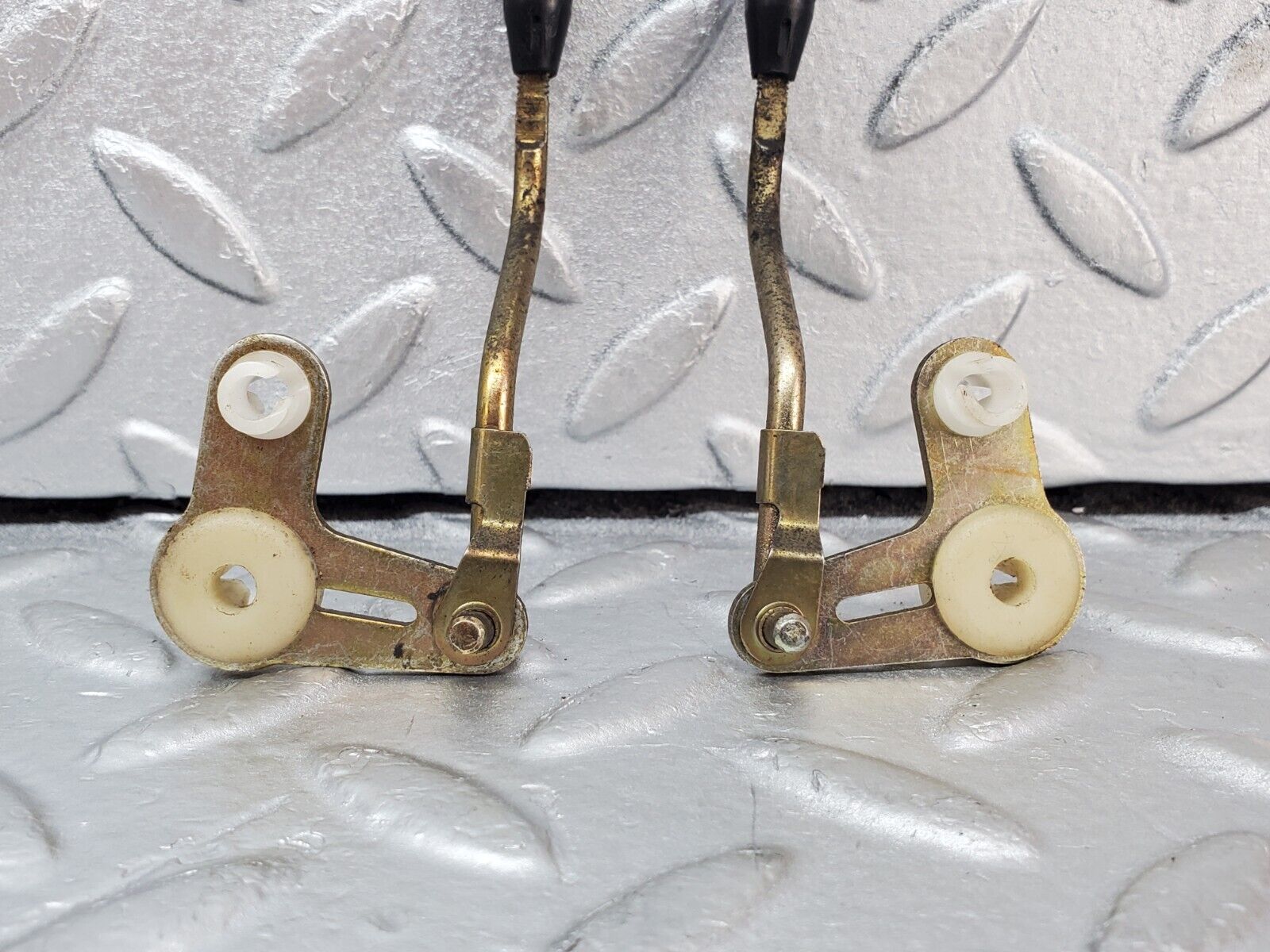 44437 Mercedes-Benz W123 280E Rear Door Lock Knob Pair