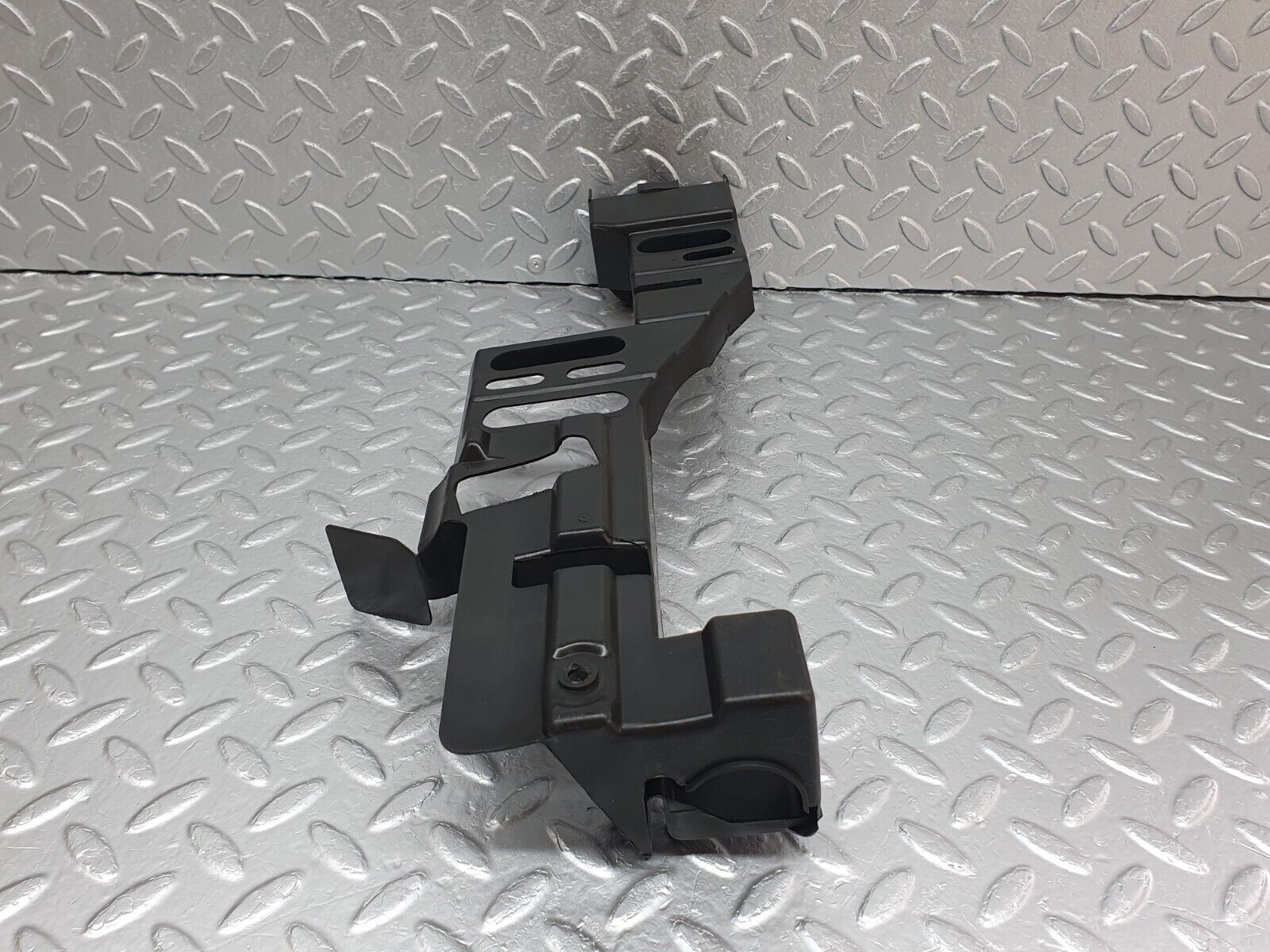 41737 Mercedes-Benz W202 C200 Car Jack Holder Cover 2028990414