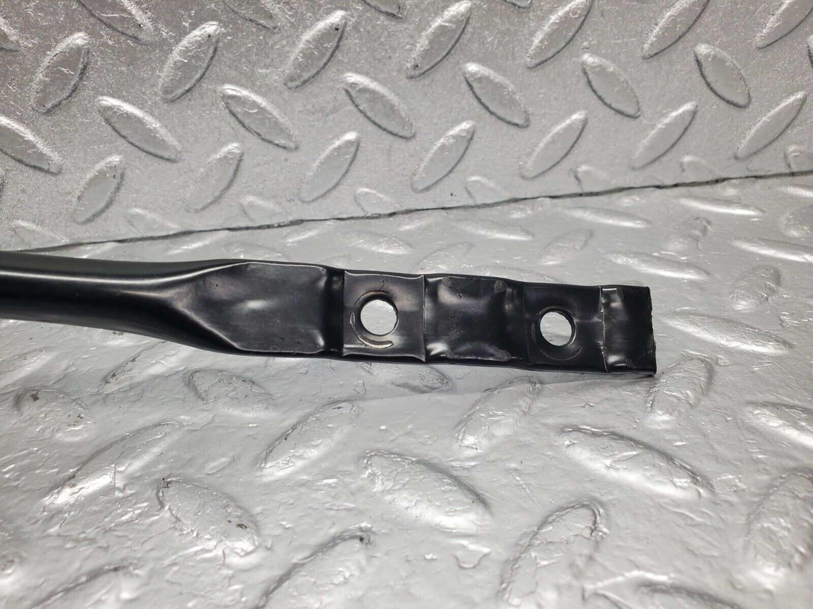 46396 Mercedes-Benz C123 280CE Coupe Heater Blower Holder Bracket Left