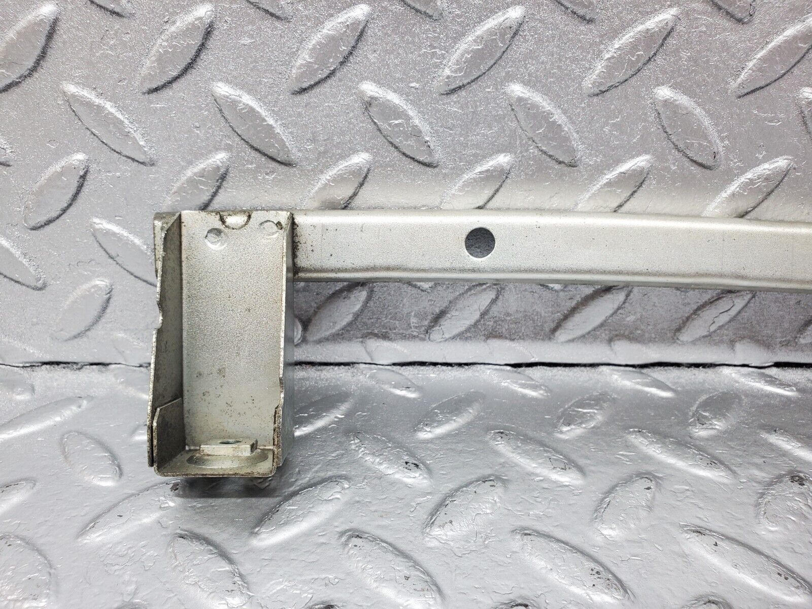 45816 Mercedes-Benz W126 420SE Rear Left Window Channel
