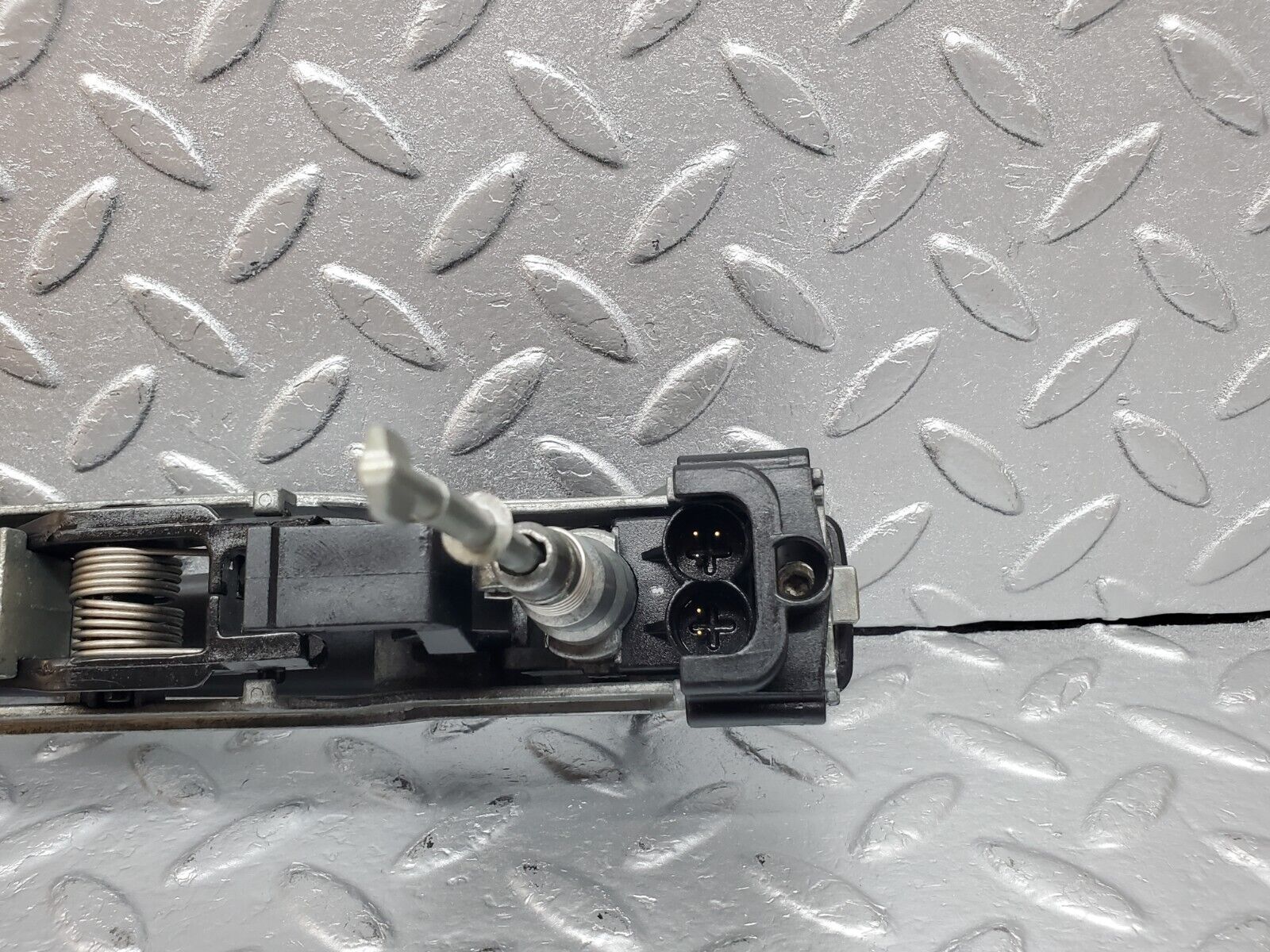 44990 Mercedes-Benz R129 300SL Coupe Right Door Exterior Handle With Key