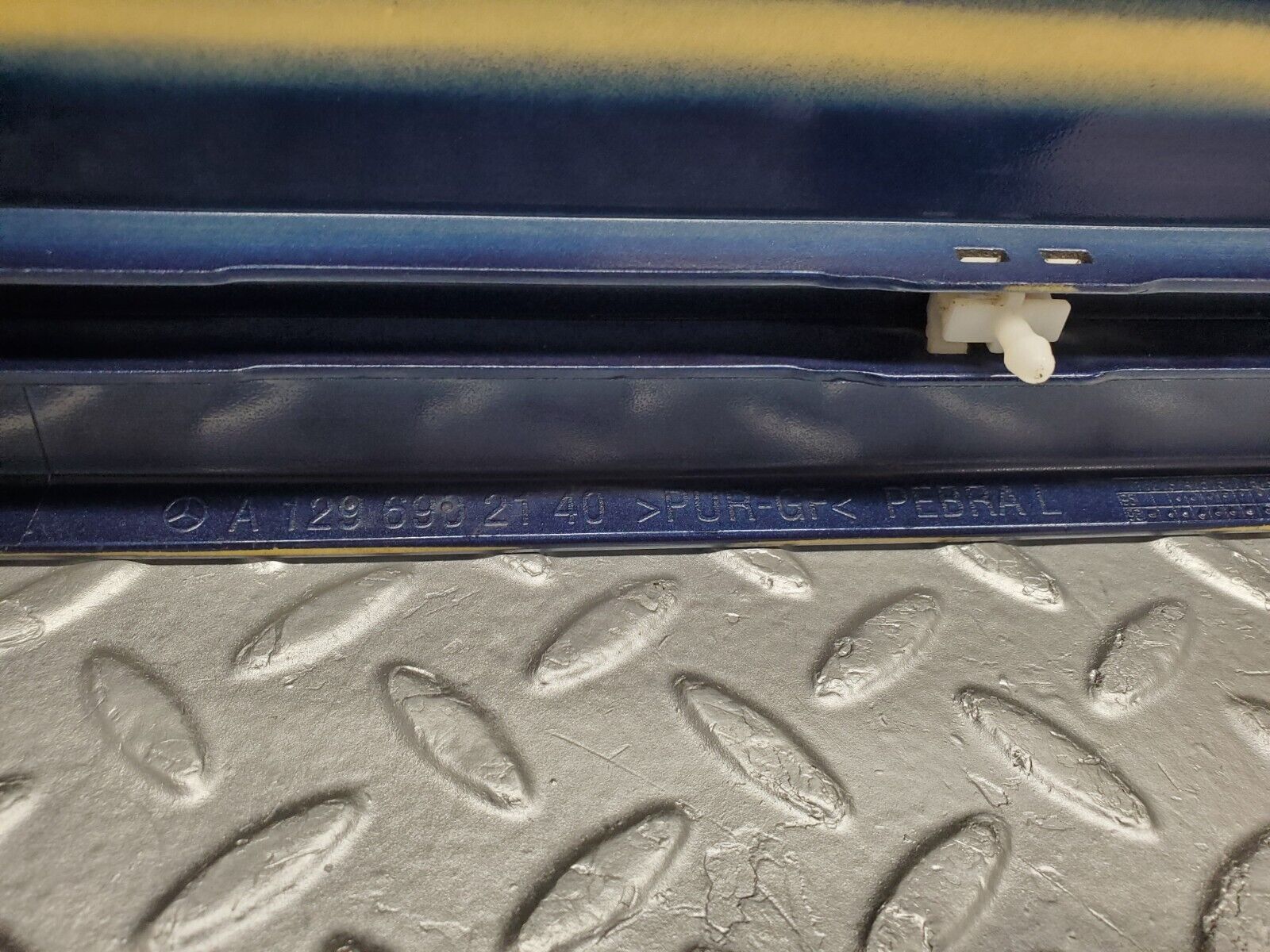 46747 Mercedes-Benz R129 320SL Coupe Left Door Lower Moulding Trim 1296902140