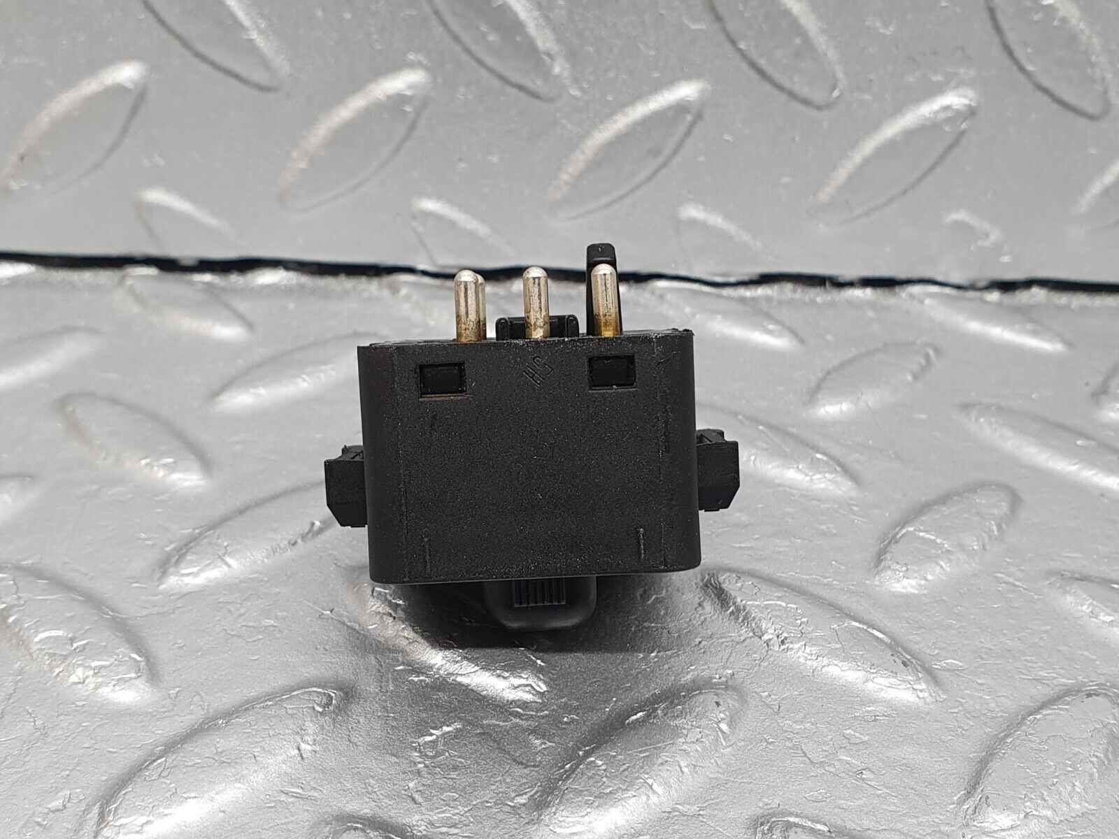 41651 Mercedes-Benz W124 200E Electric Mirror Adjust Switch 1248201810