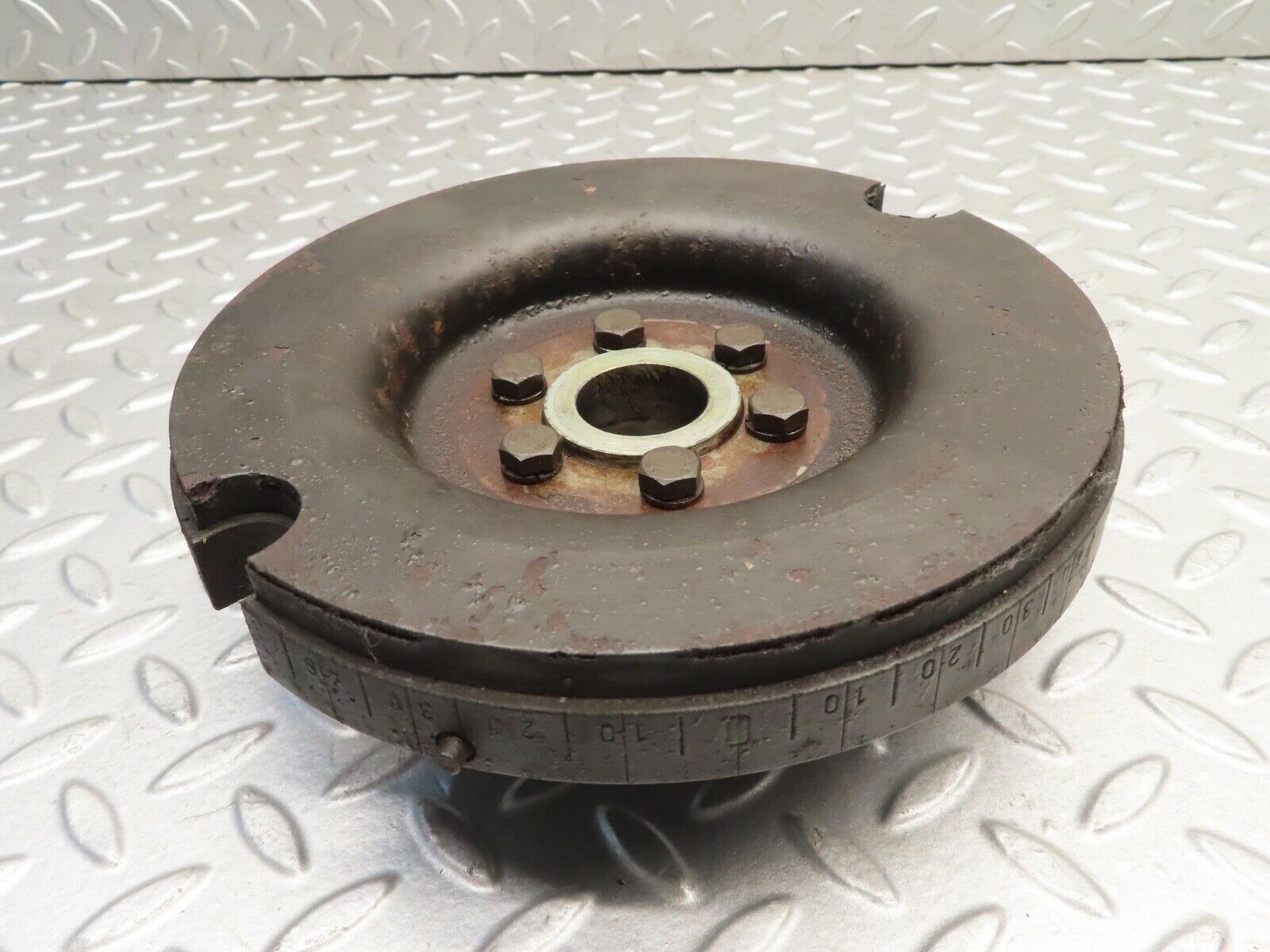 11795 Mercedes-Benz R107 450SL Crankshaft Vibration Damper Pulley