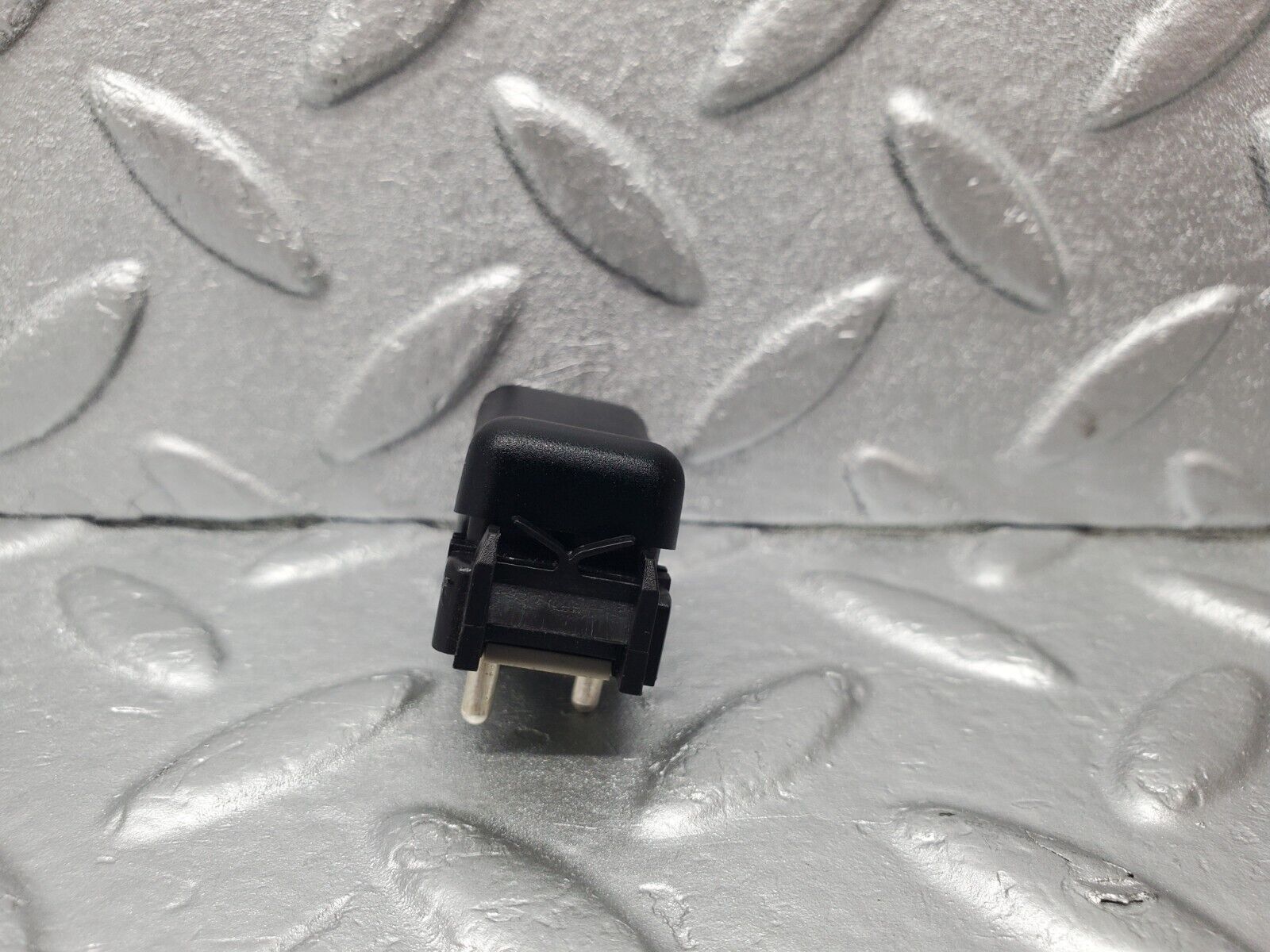 46929 Mercedes-Benz R129 320SL Coupe ESP Switch 1298212951