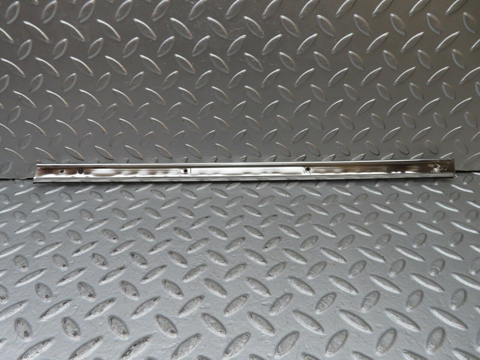 20571 Mercedes-Benz R107 450SL Roof Chrome Trim Left Side
