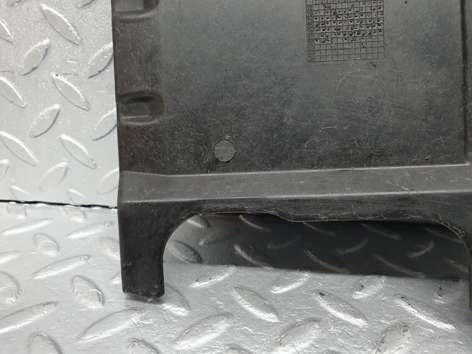 41781 Mercedes-Benz W202 C200 Right Engine Bay Cover Panel 2025241030