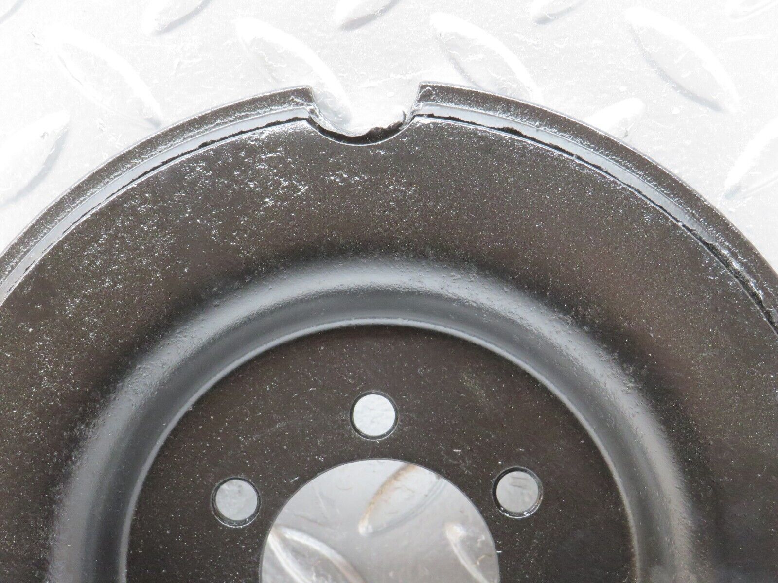 32865 Mercedes-Benz C107 R107 350 V8 Crankshaft Vibration Damper 1160300203