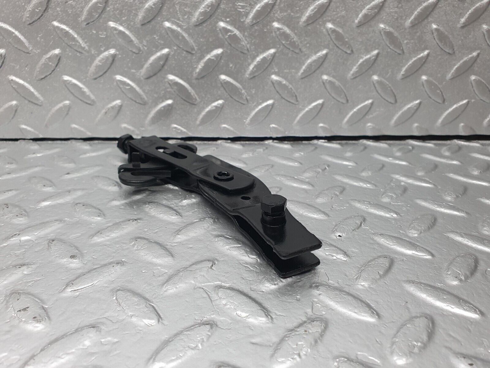 42302 Mercedes-Benz R129 320SL Coupe Handbrake Adjusting Handbrake Regulator