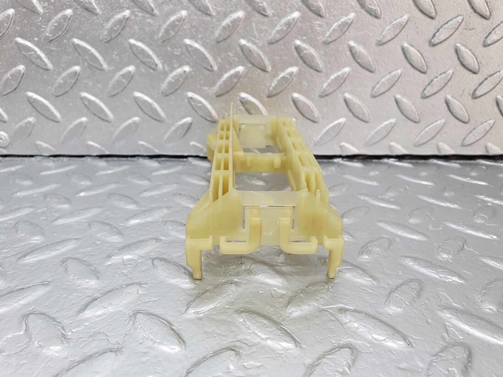 42547 Mercedes-Benz R129 320SL Coupe Cable Connector 0015450340 1928402156