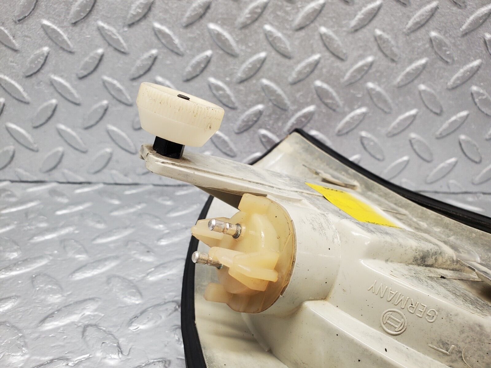 46401 Mercedes-Benz C123 280CE Coupe Front Left Indicator Light Bosch 32739R6