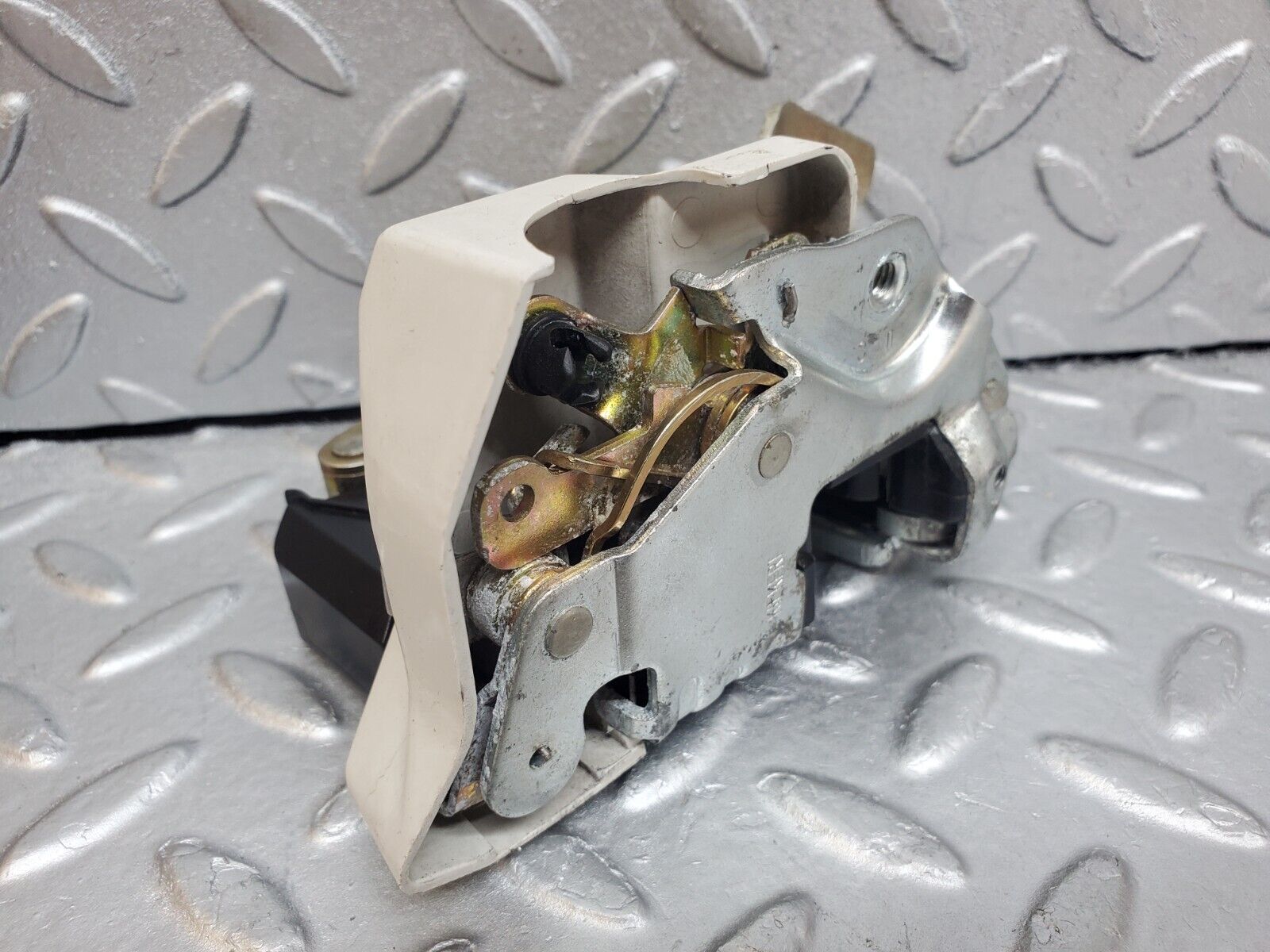 44791 Mercedes-Benz W124 220E Rear Left Door Lock Mechanism