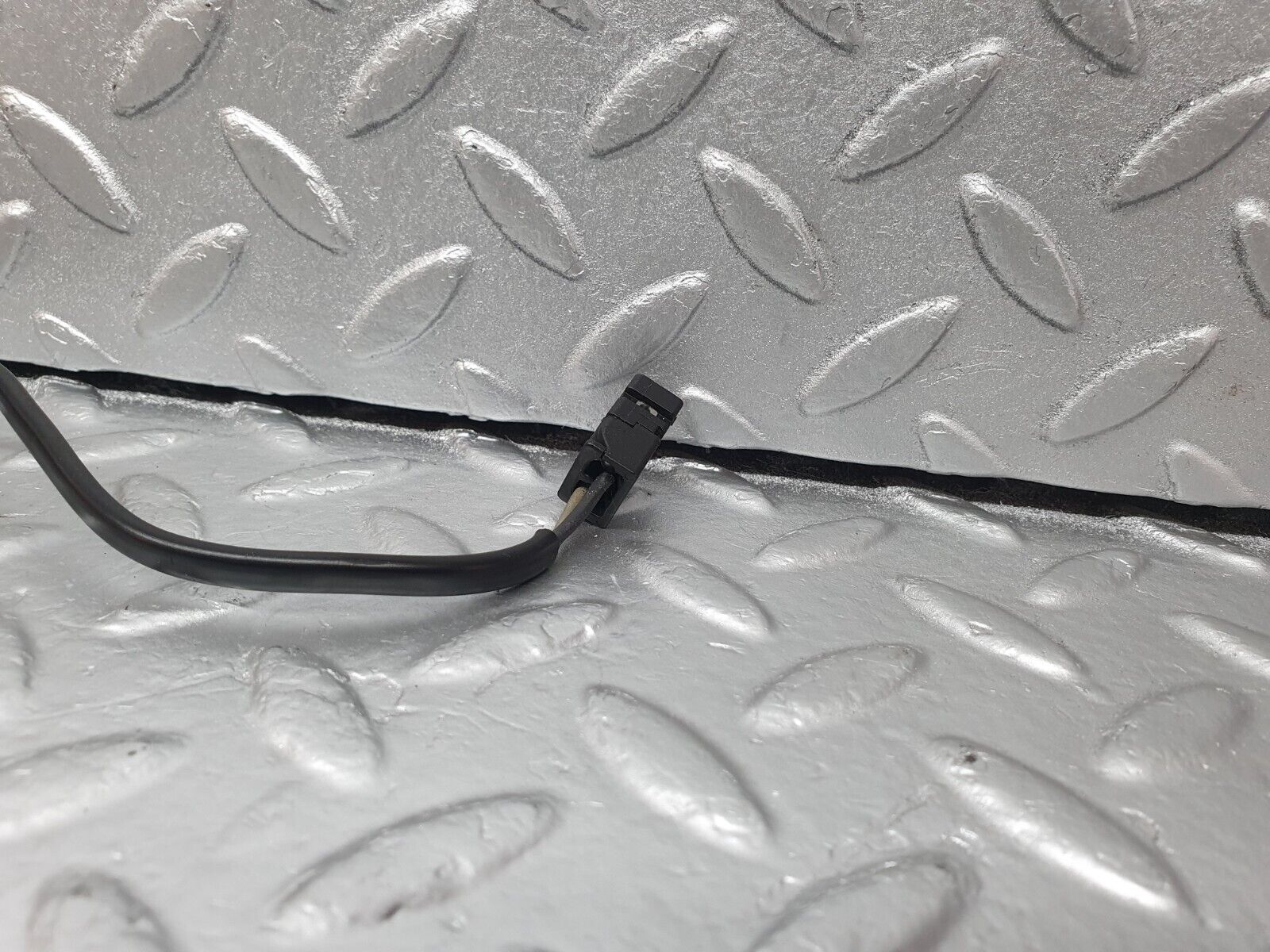 42606 Mercedes-Benz R129 320SL Coupe Temperature Sensor 0125458428