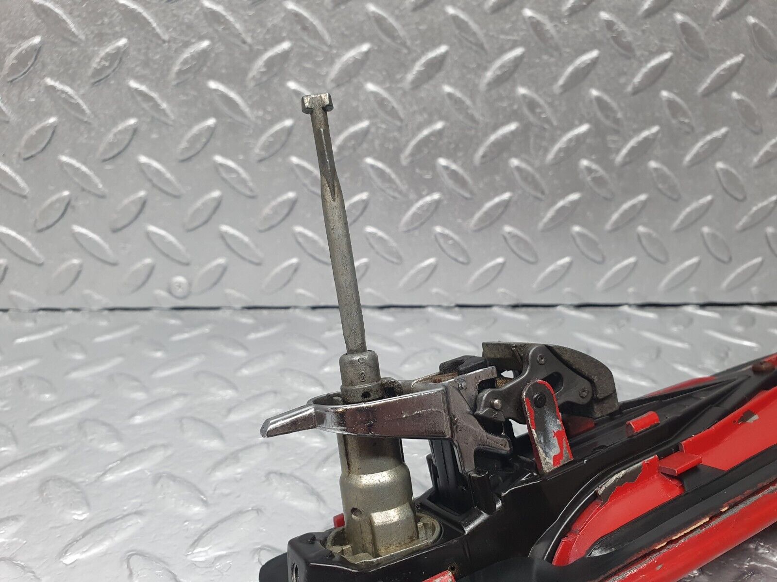 43516 Mercedes-Benz C126 380SEC Coupe Right Door Exterior Handle No Key