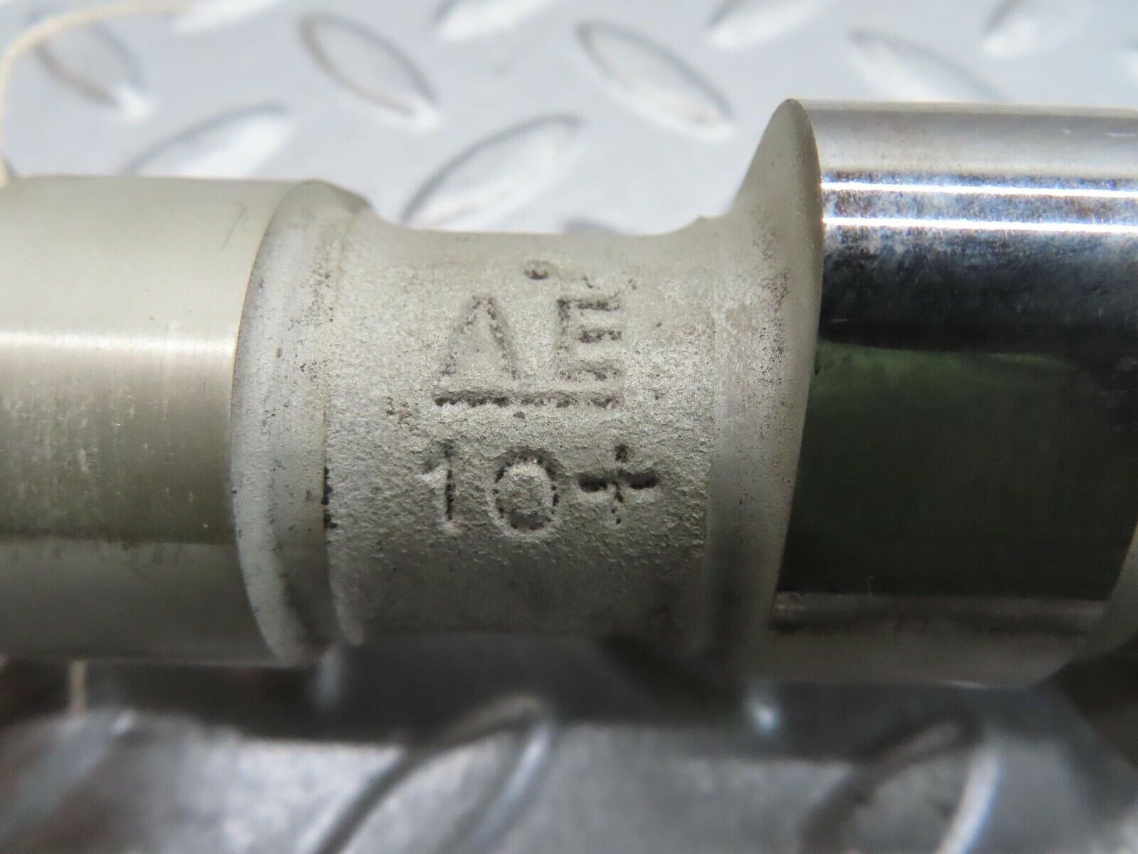 13725 Mercedes-Benz R107 450SL Camshaft Left Side 4801