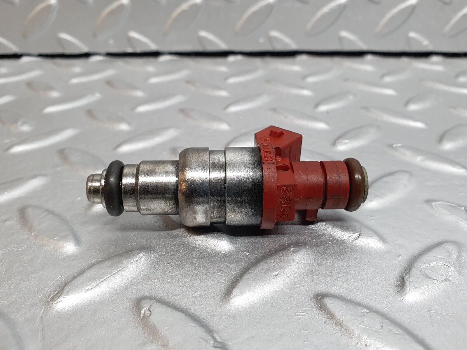 42059 Mercedes-Benz W202 C200 Fuel Injector Siemens 0000788523