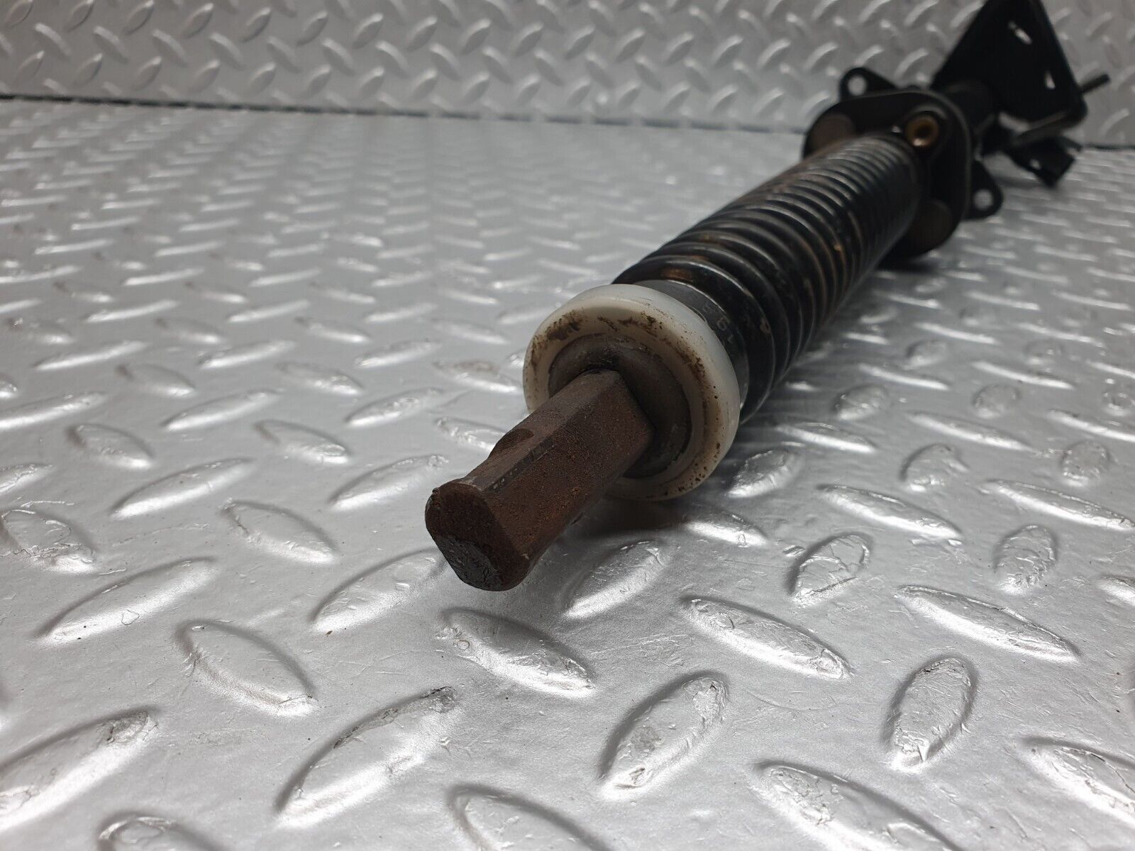 43040 Mercedes-Benz W123 230E Steering Column