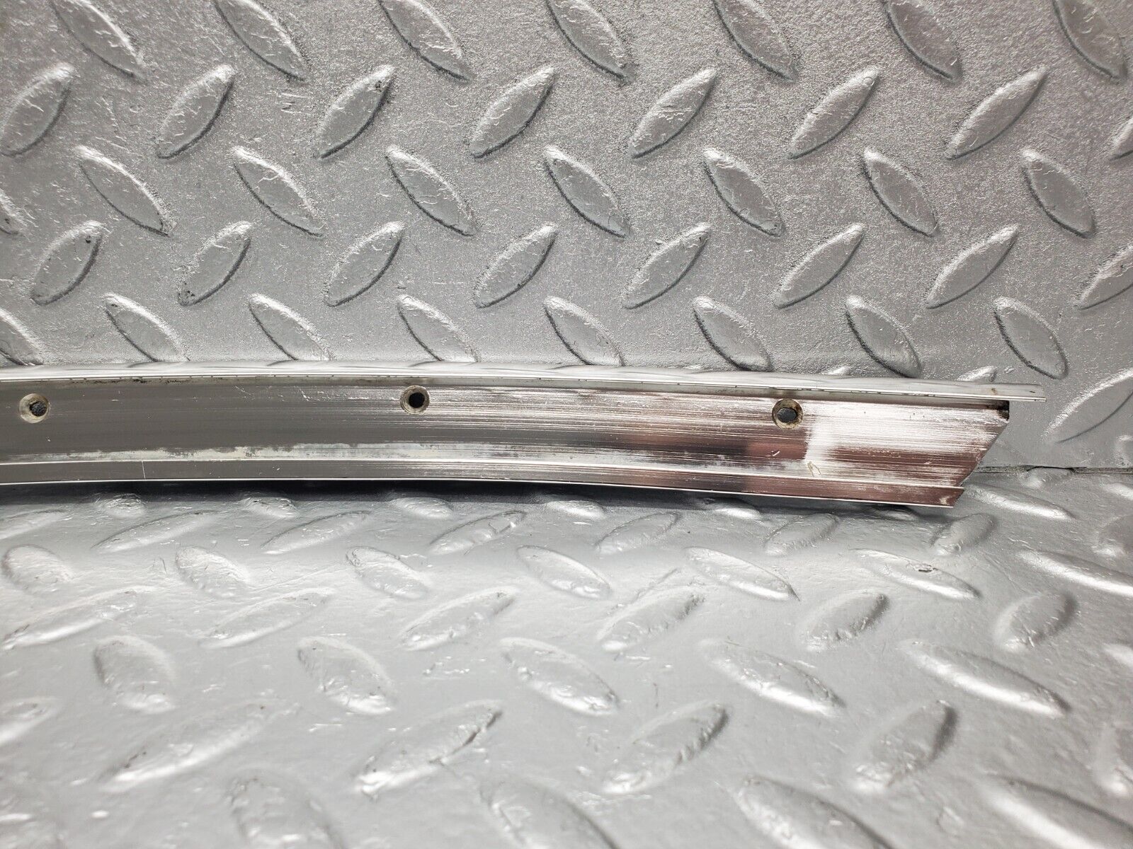 46504 Mercedes-Benz C123 280CE Coupe Chrome Roof Trim Cladding Left Side