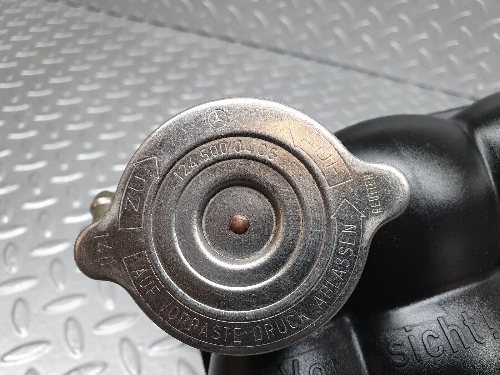 42179 Mercedes-Benz R129 320SL Coupe Coolant Reservoir Tank 1295000549 1245000406