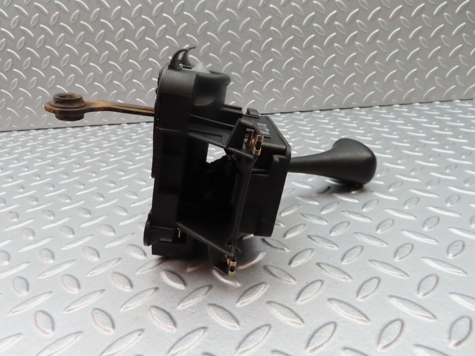 5377 Mercedes-Benz W124 230E Automatic Gear Shift Selector 1242670237