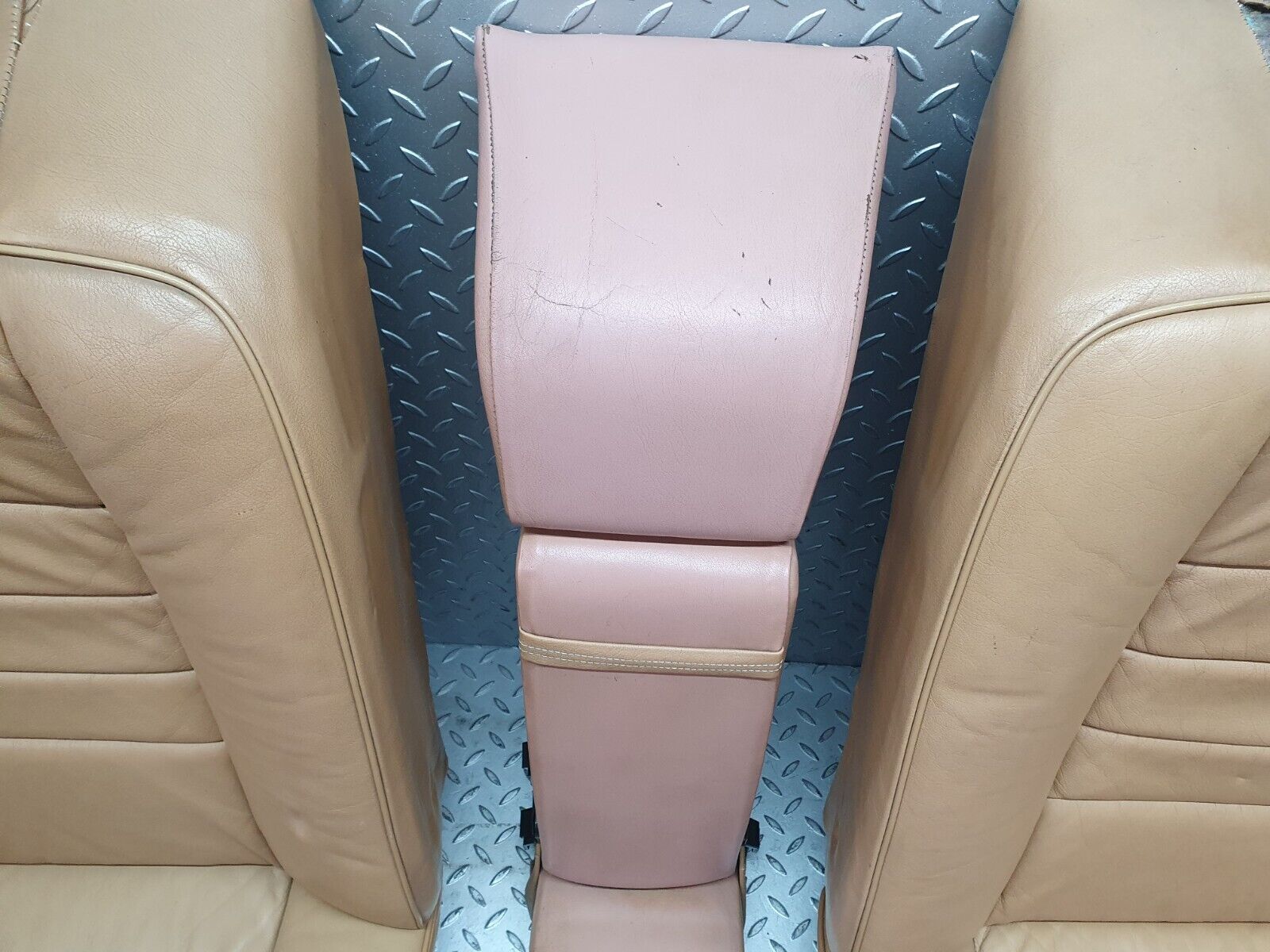 43843 Mercedes-Benz C126 380SEC Coupe Rear Seat Set Leather 1269201416