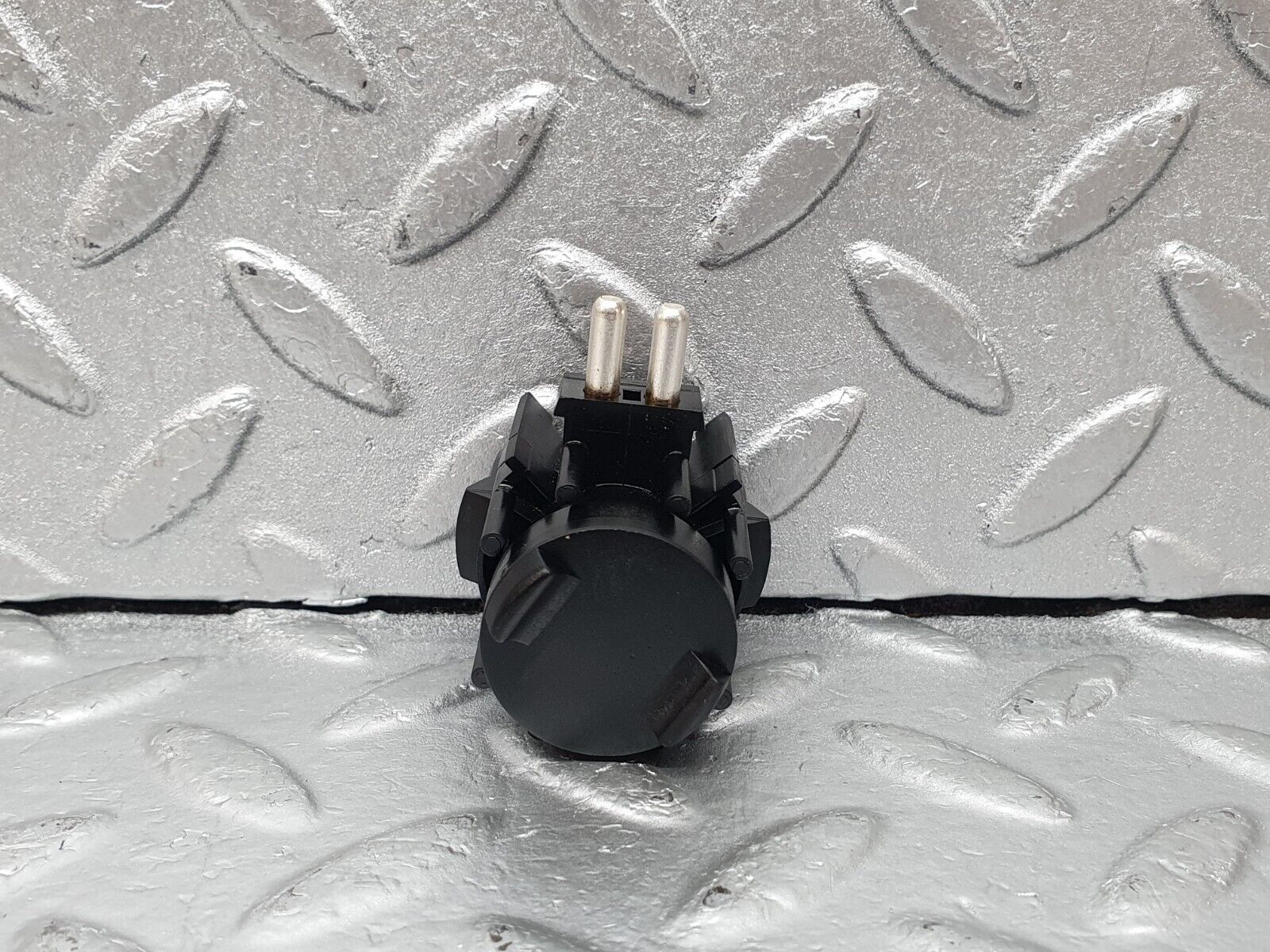 44106 Mercedes-Benz C123 230CE Coupe Kick Down Switch 0015456314