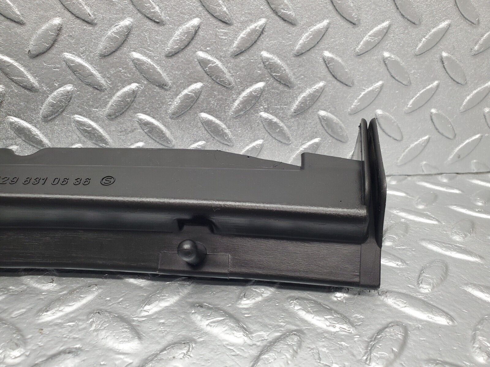 46891 Mercedes-Benz R129 320SL Coupe Windscreen Drain Channel Right Side 1298310636