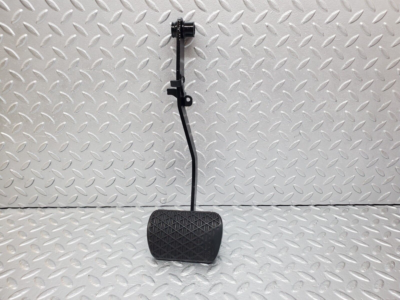 45049 Mercedes-Benz R129 300SL Coupe Brake Pedal With Rubber 1232910082