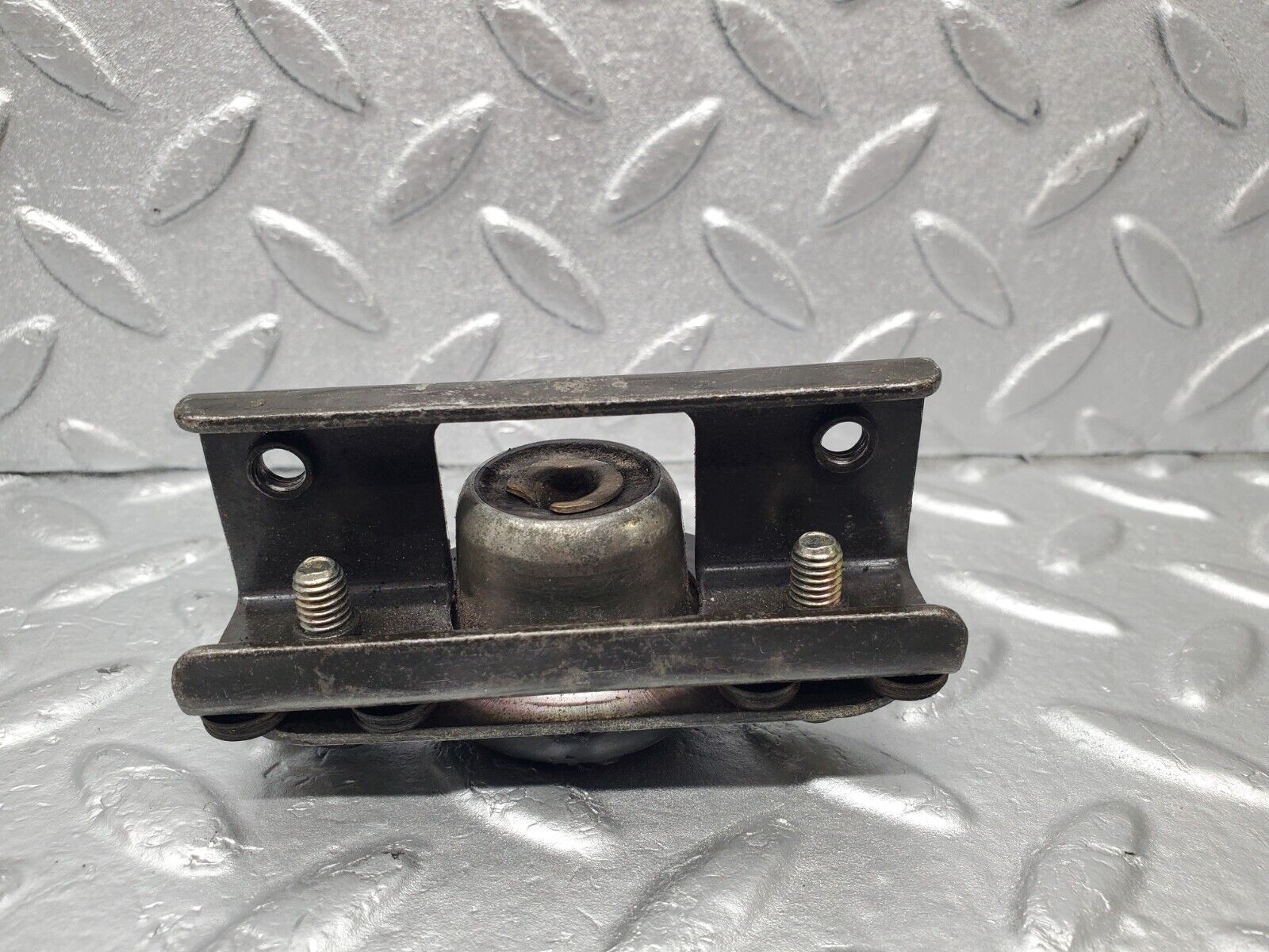 47010 Mercedes-Benz R129 320SL Coupe Roof Lock Latch 1296300320