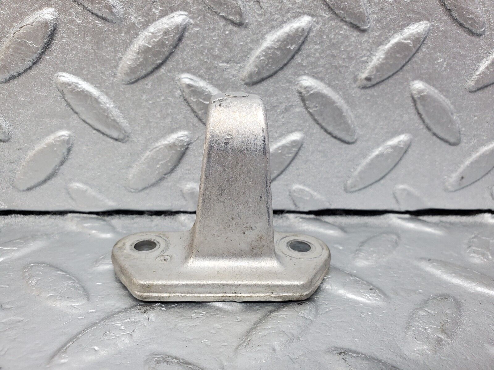 45735 Mercedes-Benz W126 420SE Trunk Lock Latch