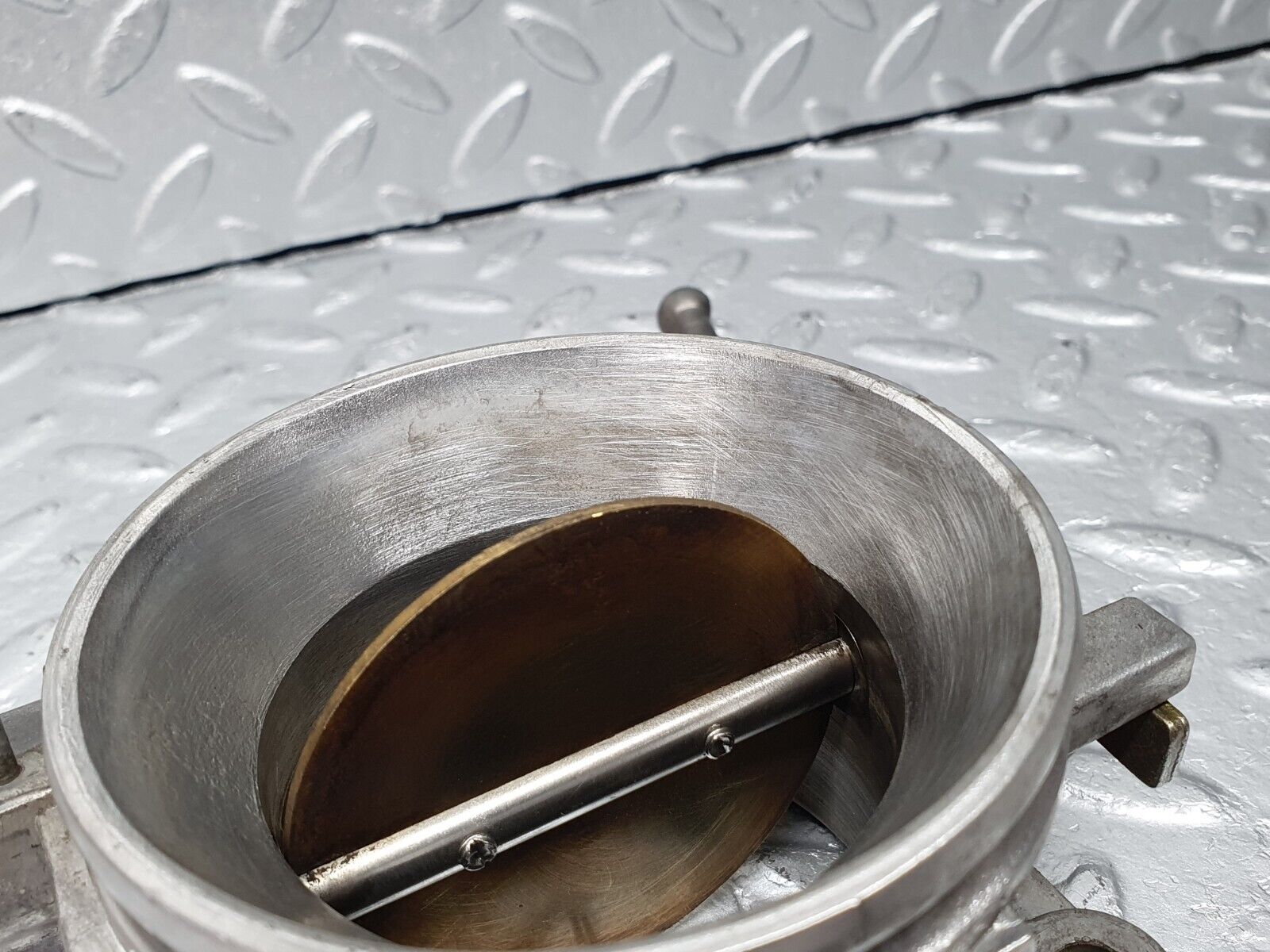 41364 Mercedes-Benz R107 350SL Throttle Body Valve