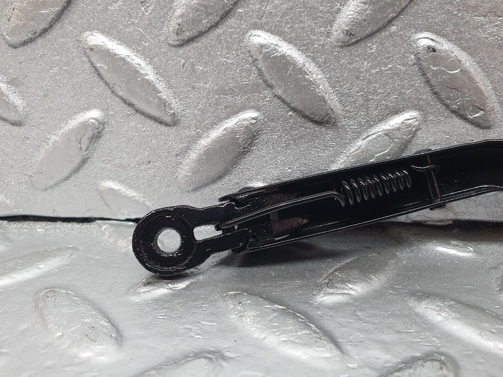 44078 Mercedes-Benz C123 230CE Coupe Headlight Wiper Arm Left Side