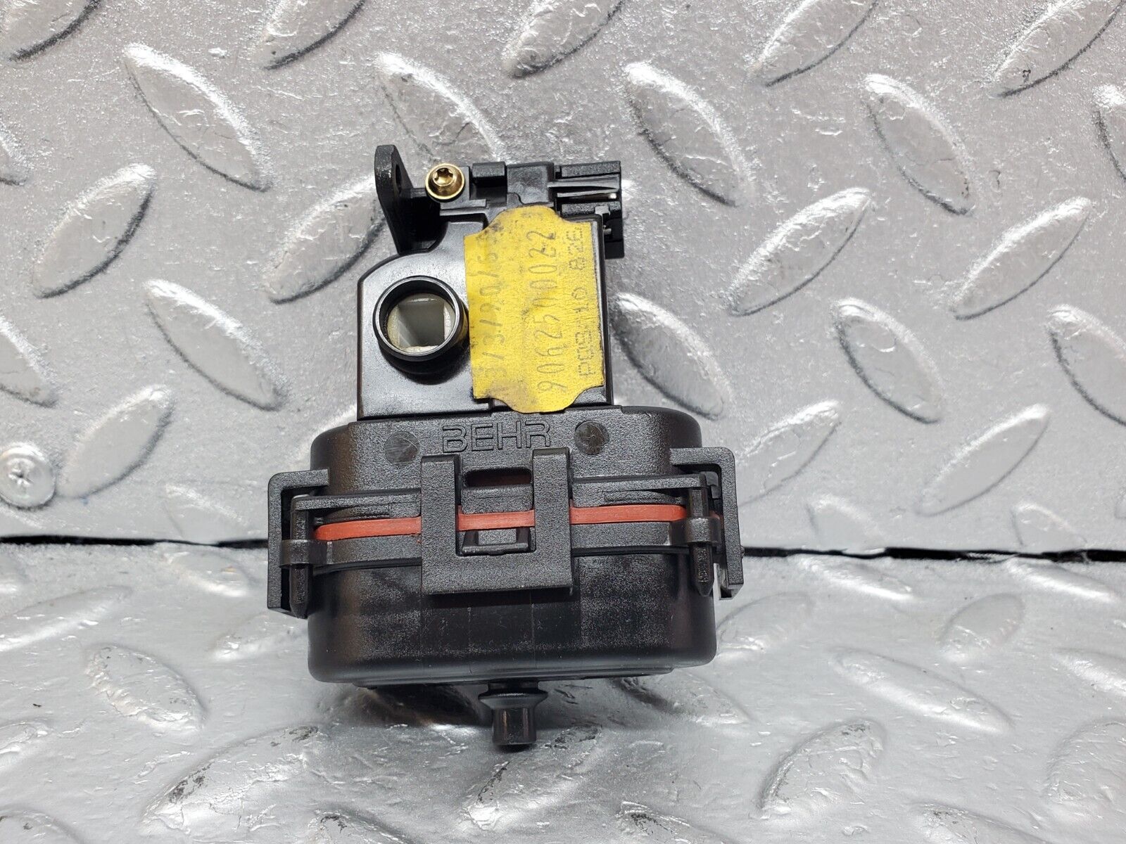 44910 Mercedes-Benz R129 300SL Coupe Heater Box Vacuum Actuator