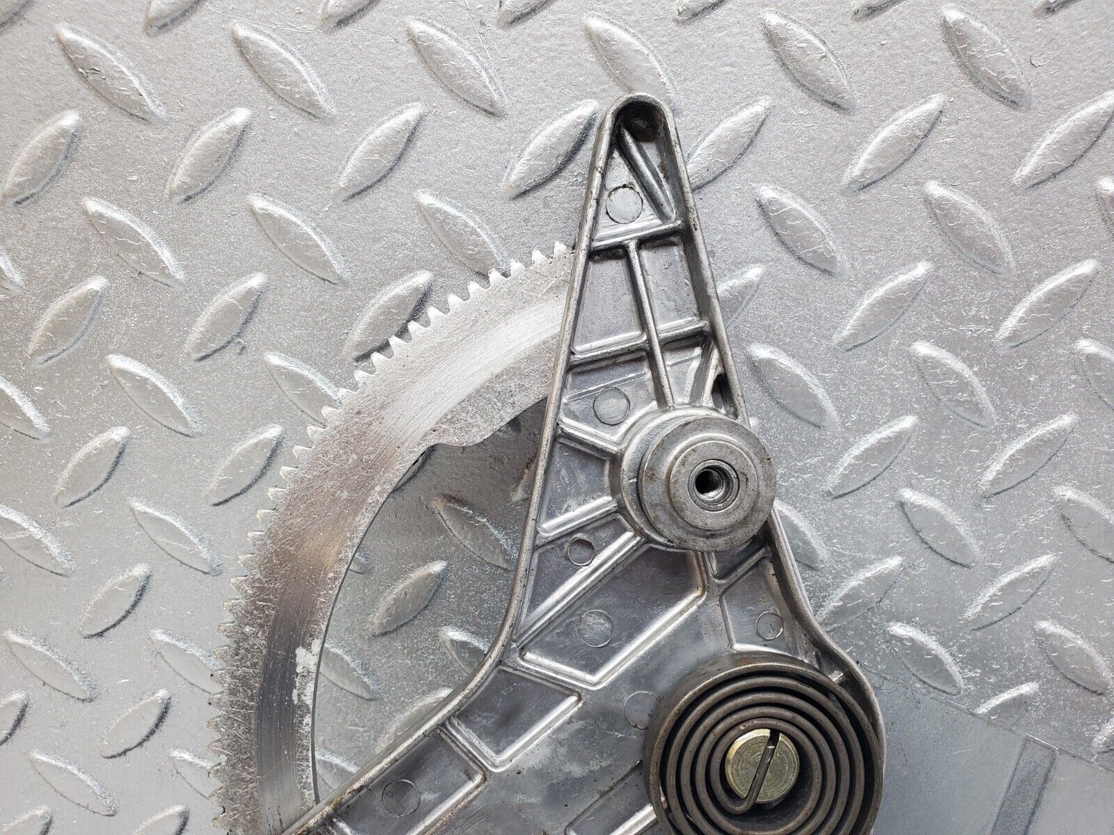 45712 Mercedes-Benz W126 420SE Rear Right Power Window Regulator 1267350211